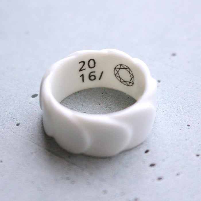 [ACCESSORY] SASKIA DIEZ DRAKE RING NO.2 (WHITE) | 2016/ | IMARI-ARITA WARES