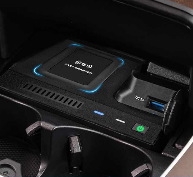 Car Wireless Charging Board Car Charger - photo 4