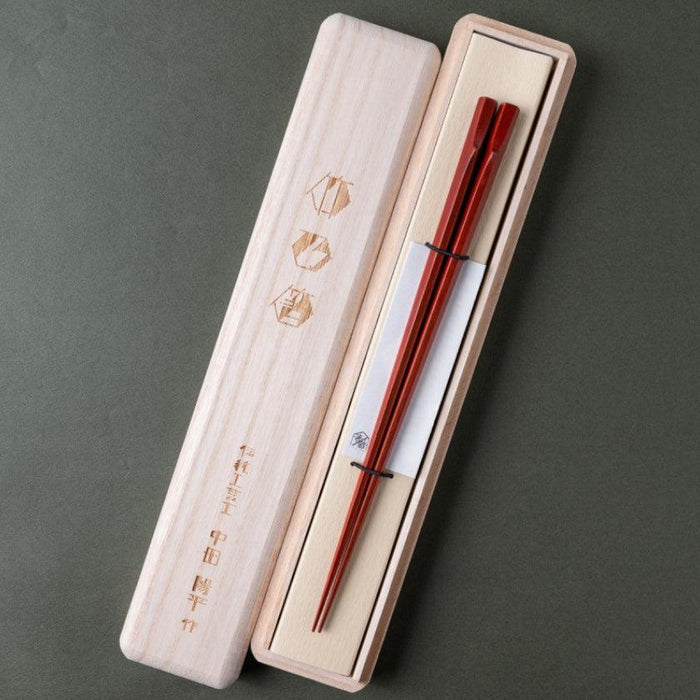 Red lacquered hexagonal bamboo chopsticks in paulownia gift box | Wakasa lacquerware, Matsukan