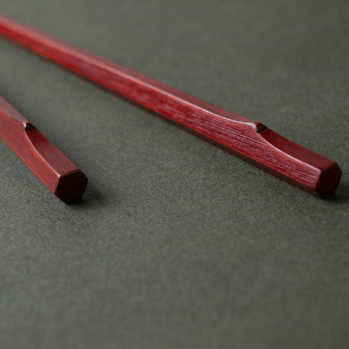 Red hexagonal bamboo chopsticks with Wakasa lacquer finish | Matsukan, Japan