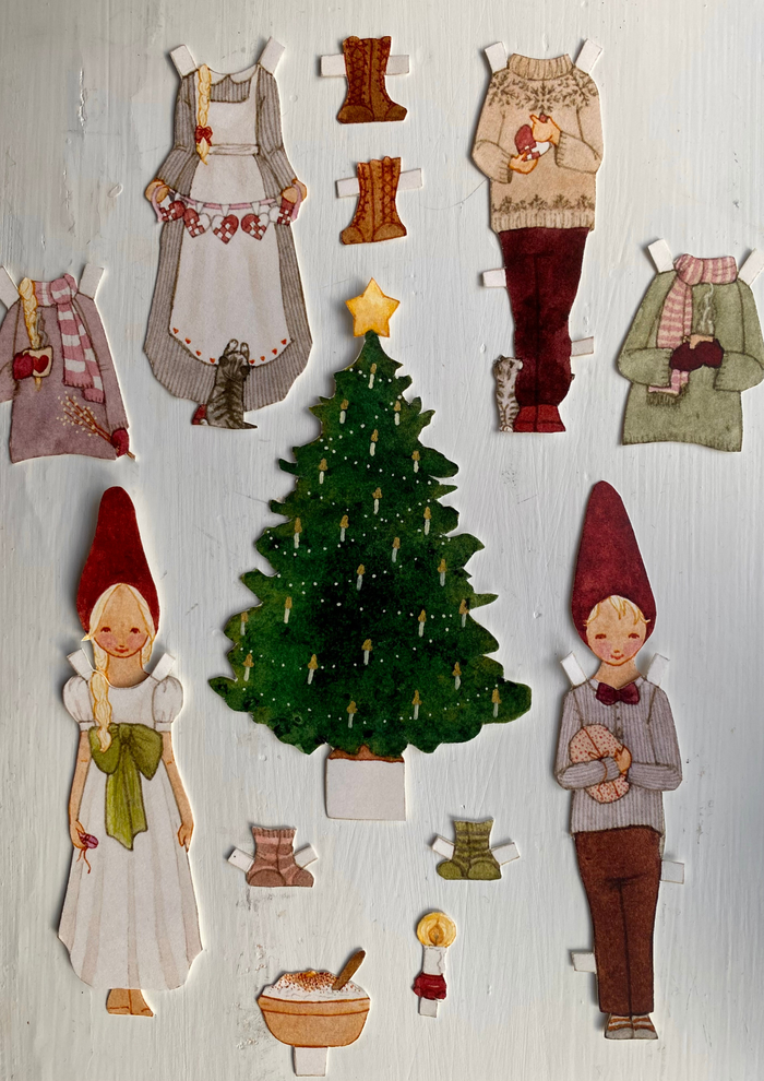 Dress-up Elves Paper Craft: NEW ARRIVAL