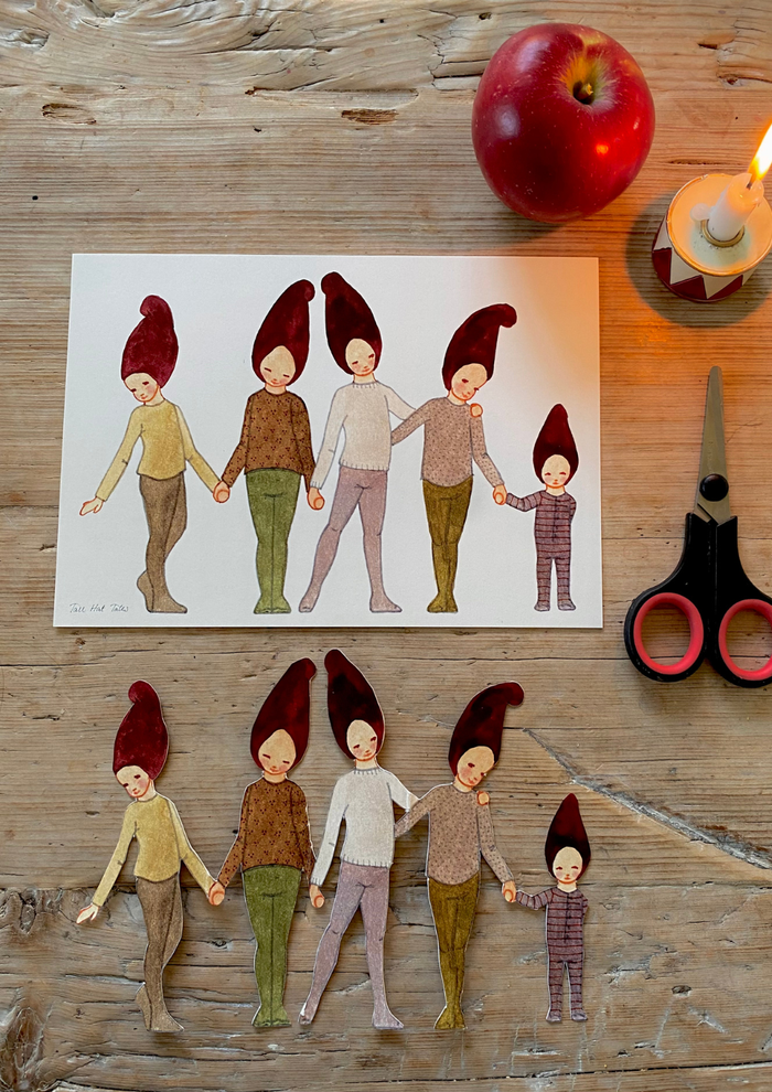 Elves Gang 1 Paper Christmas Garland: NEW ARRIVAL