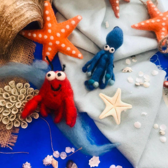Felt Carlos Crab Beach Collection.