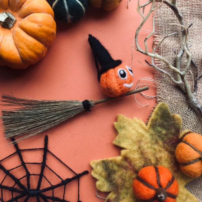 Handmade Felt Hanging Halloween Pumpkins (Set of 5) Hanging Decorations.