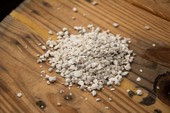 Happy Hen Mealworm Frenzy 10 oz. + Flock Perfect Poultry Shell 8 Lbs High Protein Chicken Treat & Natural Calcium Bundle