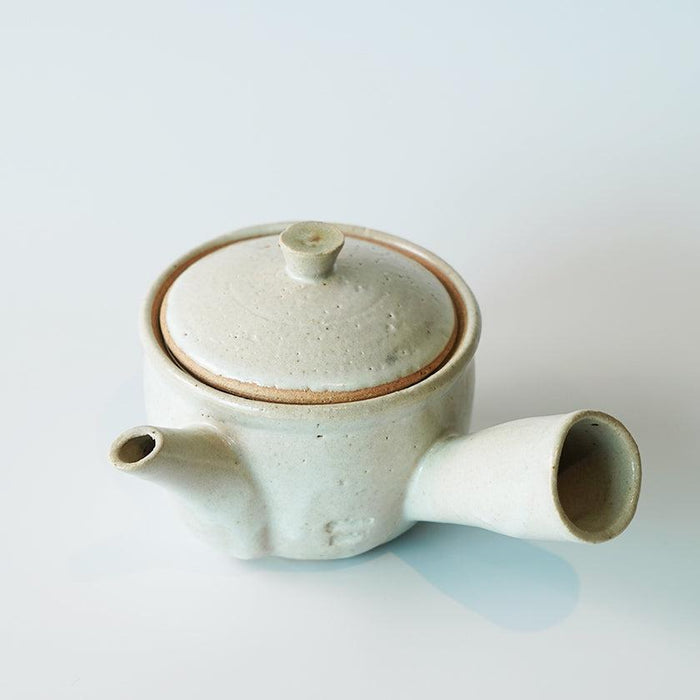 White ceramic kyusu teapot with side handle | Shigaraki ware, Yamasho Touki