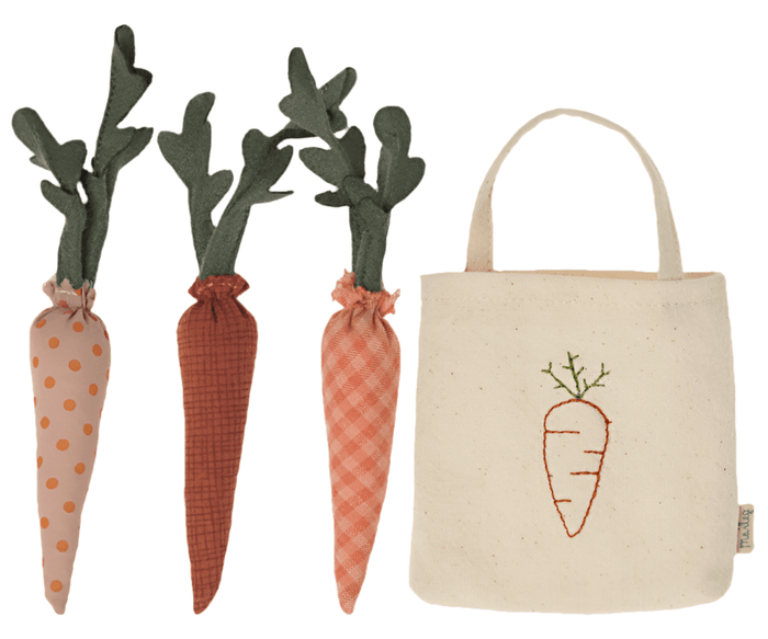 Maileg Carrots In Bag