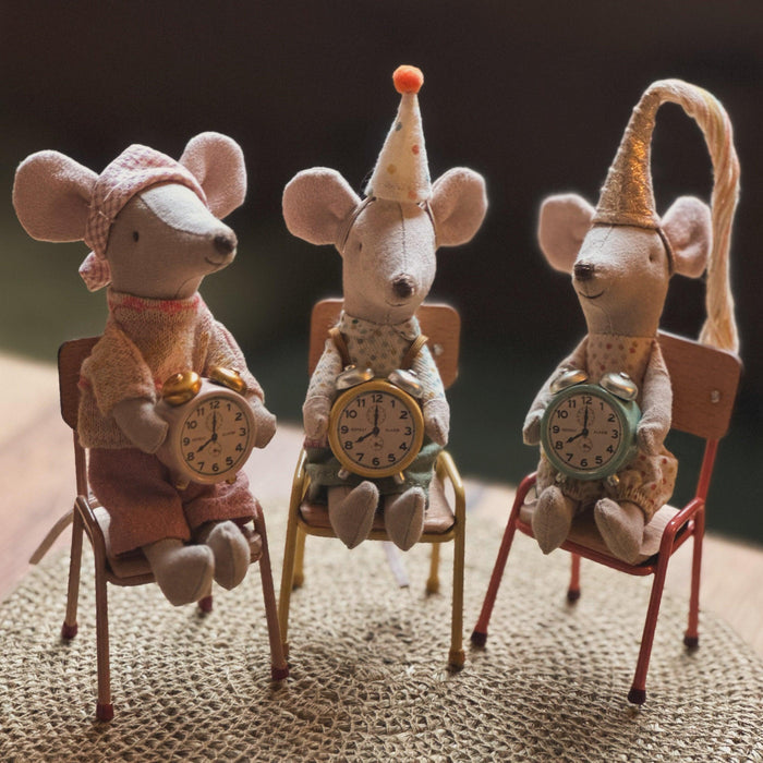 Maileg Chair Mouse Yellow SS25: NEW ARRIVAL