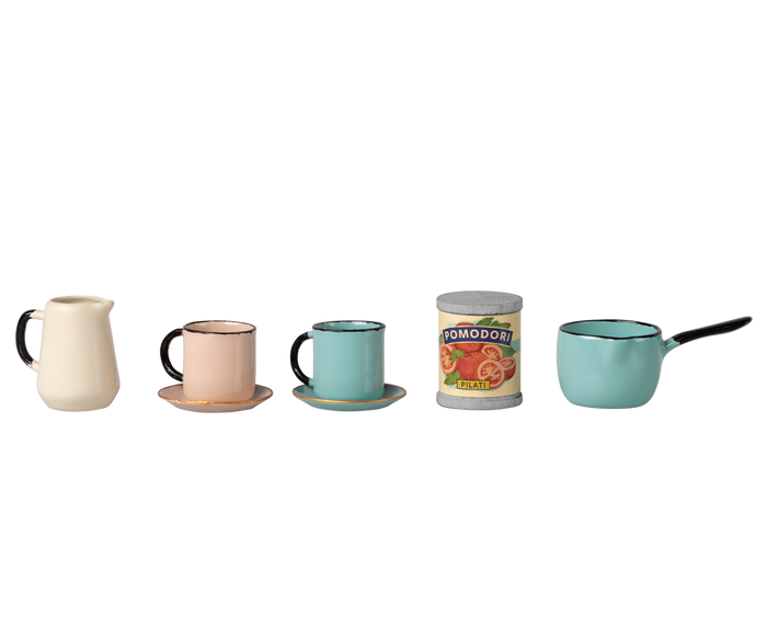 Maileg Cooker Kitchen Counter Playset: BACK IN STOCK