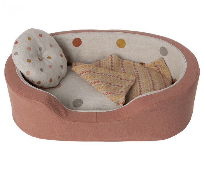 Maileg Dog Basket Coral: Spring Summer 2023 NEW ARRIVAL - Ruby & Grace