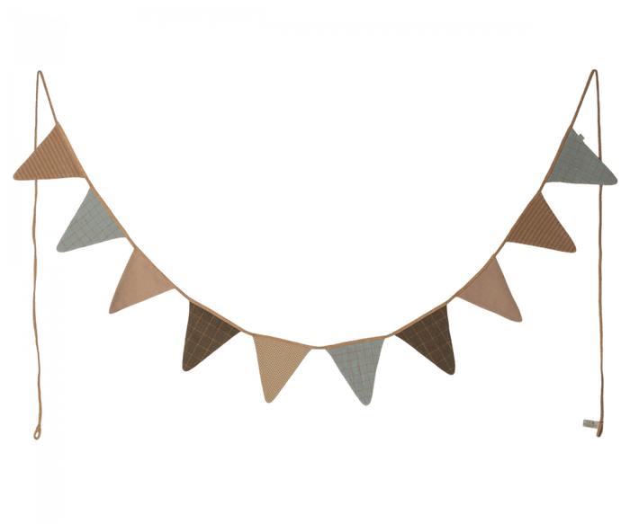 Maileg Garland Ocher: Spring Summer 2023 NEW ARRIVAL - Ruby & Grace
