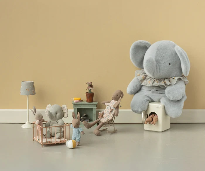 Maileg Micro Playpen For Bunnies and Teddies- Powder SS26: NEW ARRIVAL