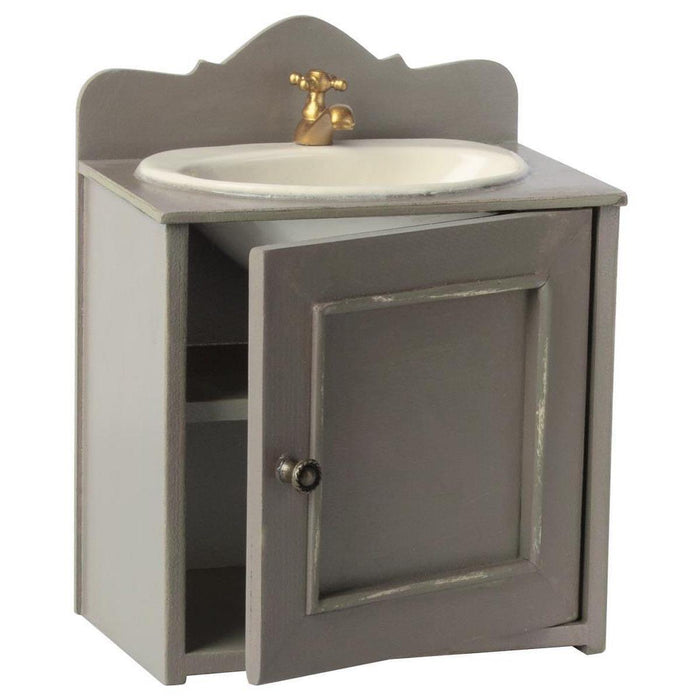Maileg Bathroom Sink Back In Stock.