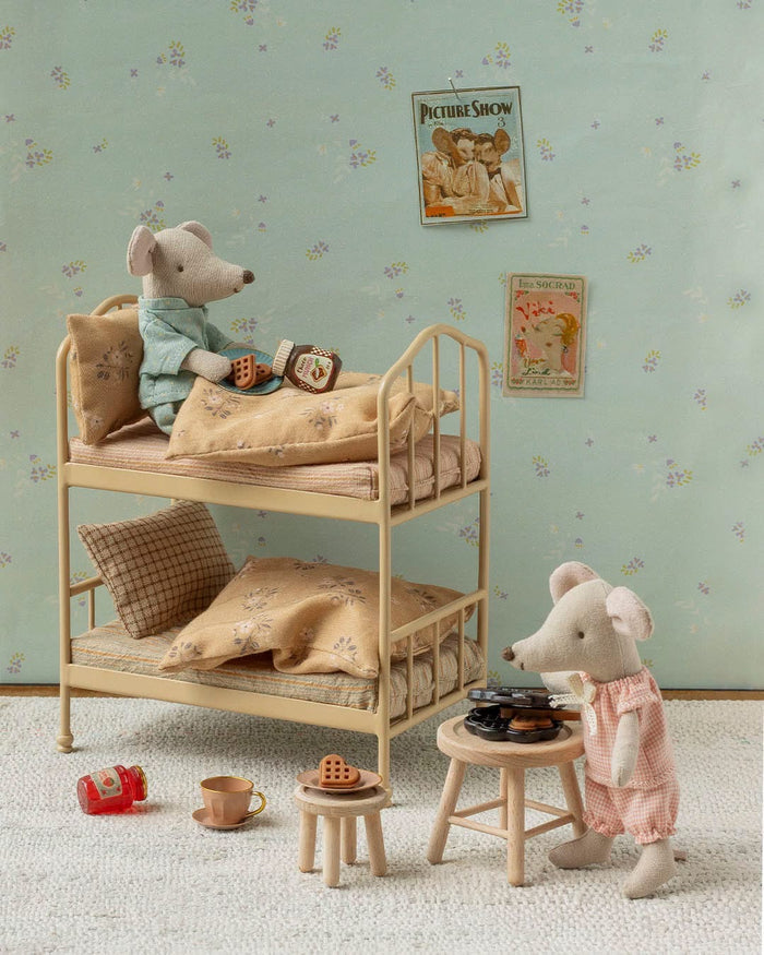 Maileg Mouse Bunk Bed Wheat FW26: NEW ARRIVAL
