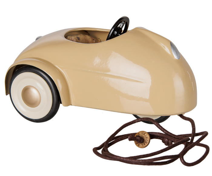 Maileg Mouse Car Wheat FW26: NEW ARRIVAL BACK IN STOCK
