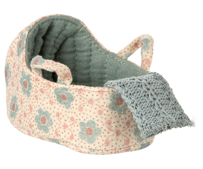 Maileg Mouse Carrycot Blue