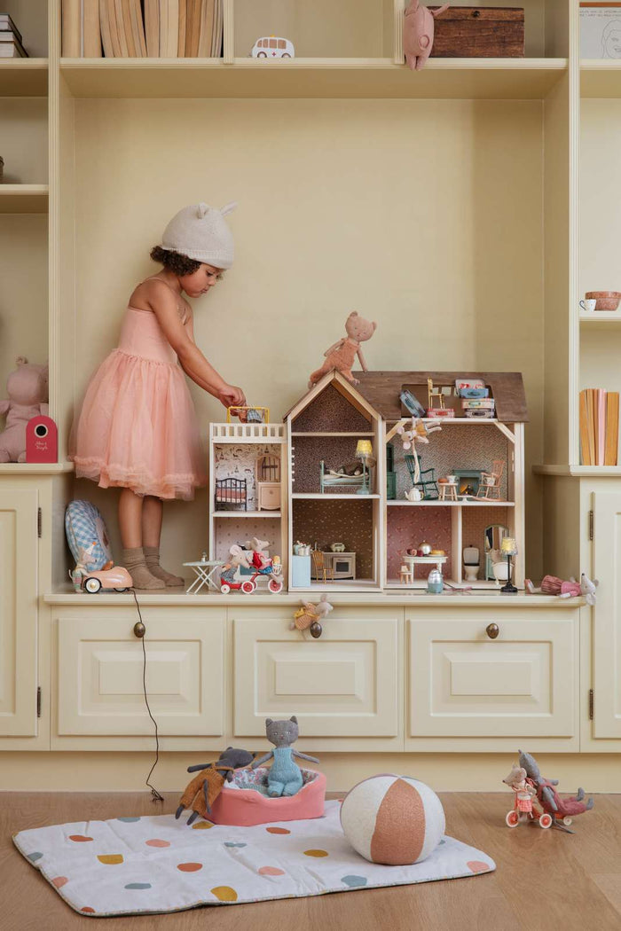 Maileg Mouse Hole Farmhouse: BACK IN STOCK