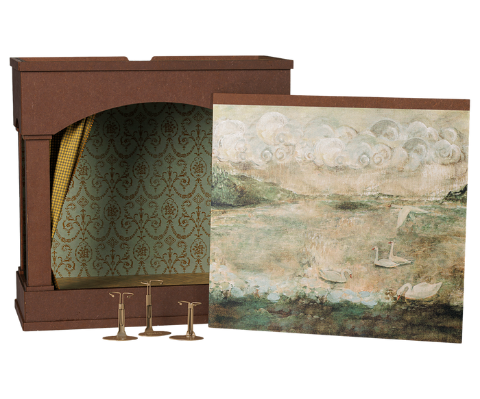Maileg Mouse Theater FW26 LTD EDITION SOLD OUT TO PREORDER, DUE NOV