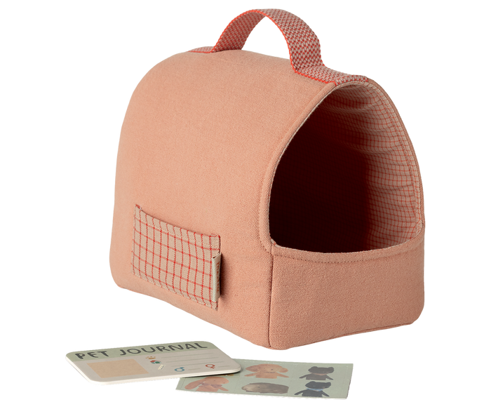 Maileg Pet Carrier Coral