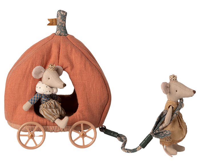 Maileg Pumpkin Carriage: BACK SOON