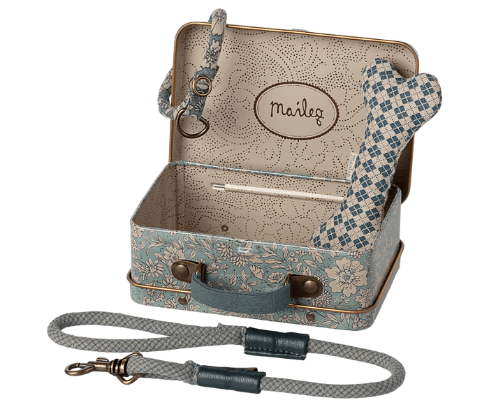 Maileg Puppy Accessory Set Blue: BACK IN STOCK
