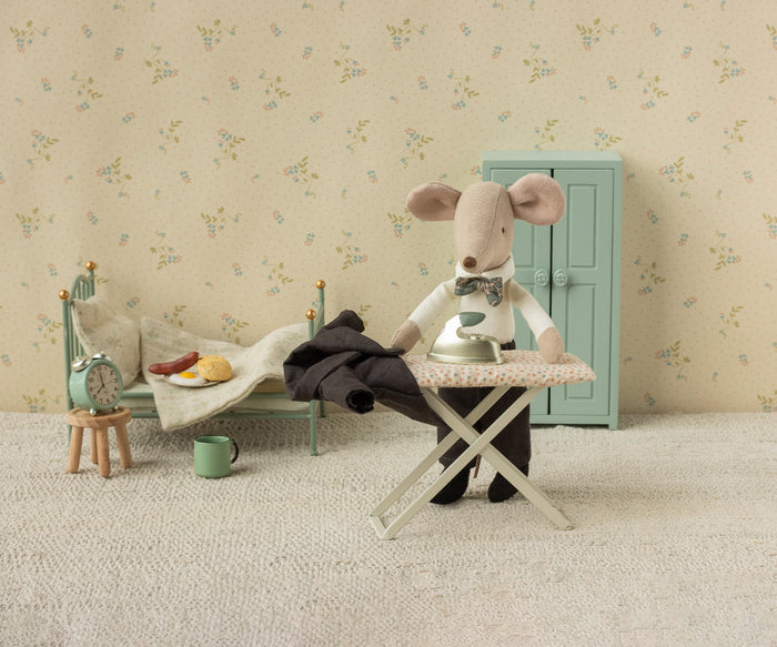 Maileg Suit for Mum/Dad Sized Mouse SS26 NEW ARRIVAL
