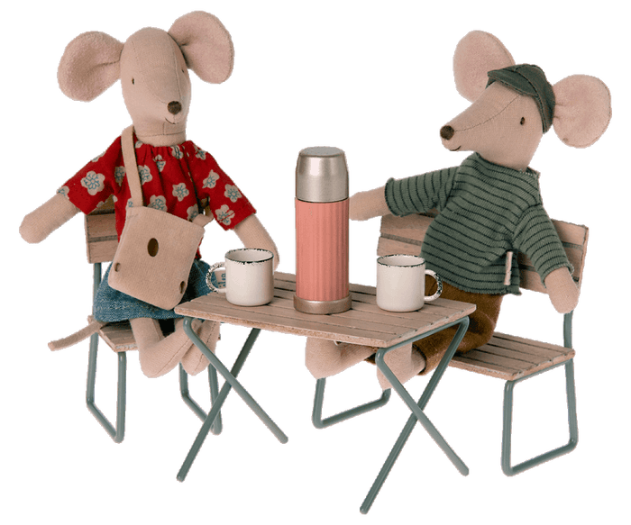 Maileg Thermos Flask and Cups Coral Spring Summer 22  Expected April PREORDER NOW.