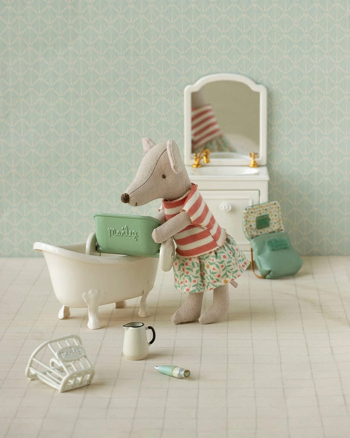 Maileg Tricycle mouse, Big sister - Green SS26 NEW ARRIVAL