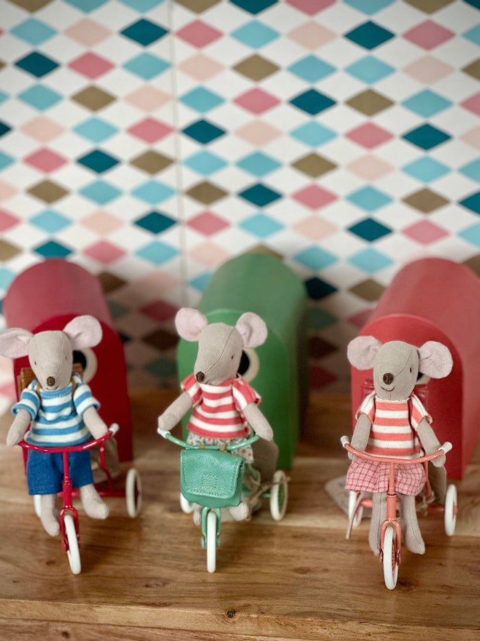 Maileg Tricycle mouse, Big sister - Green SS26 NEW ARRIVAL