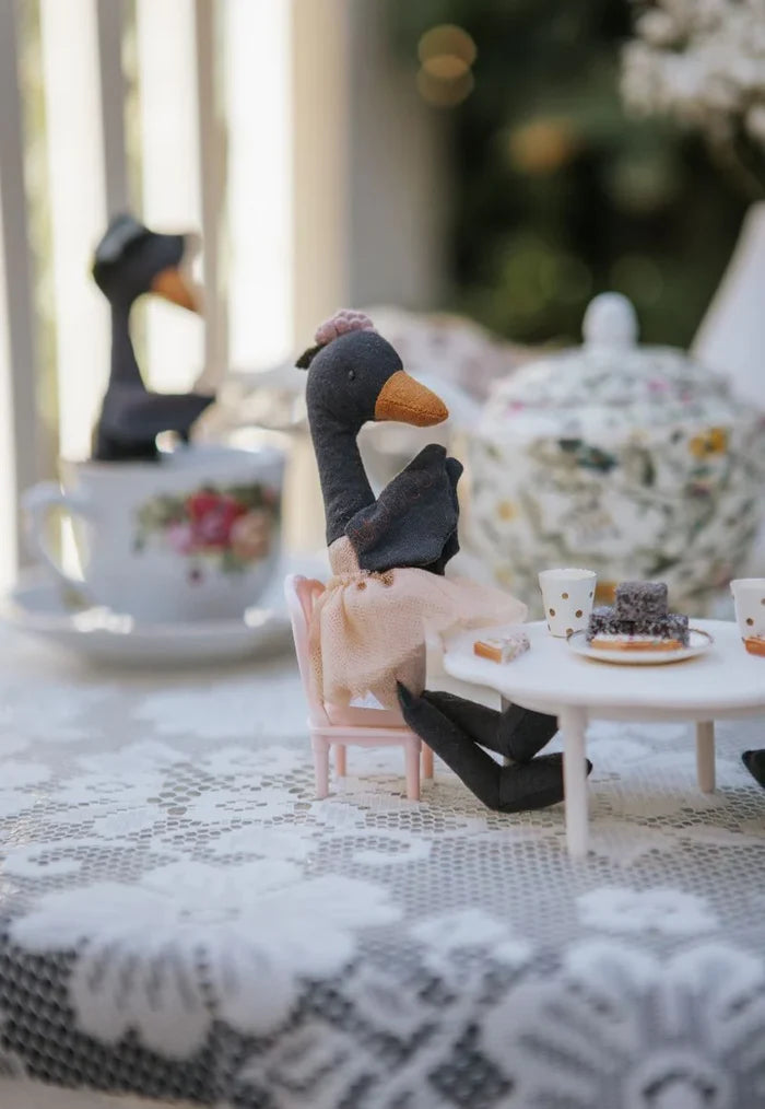 Rugaroo Black Swan- Wattle The Bush Florist Black Swan : SOLD OUT