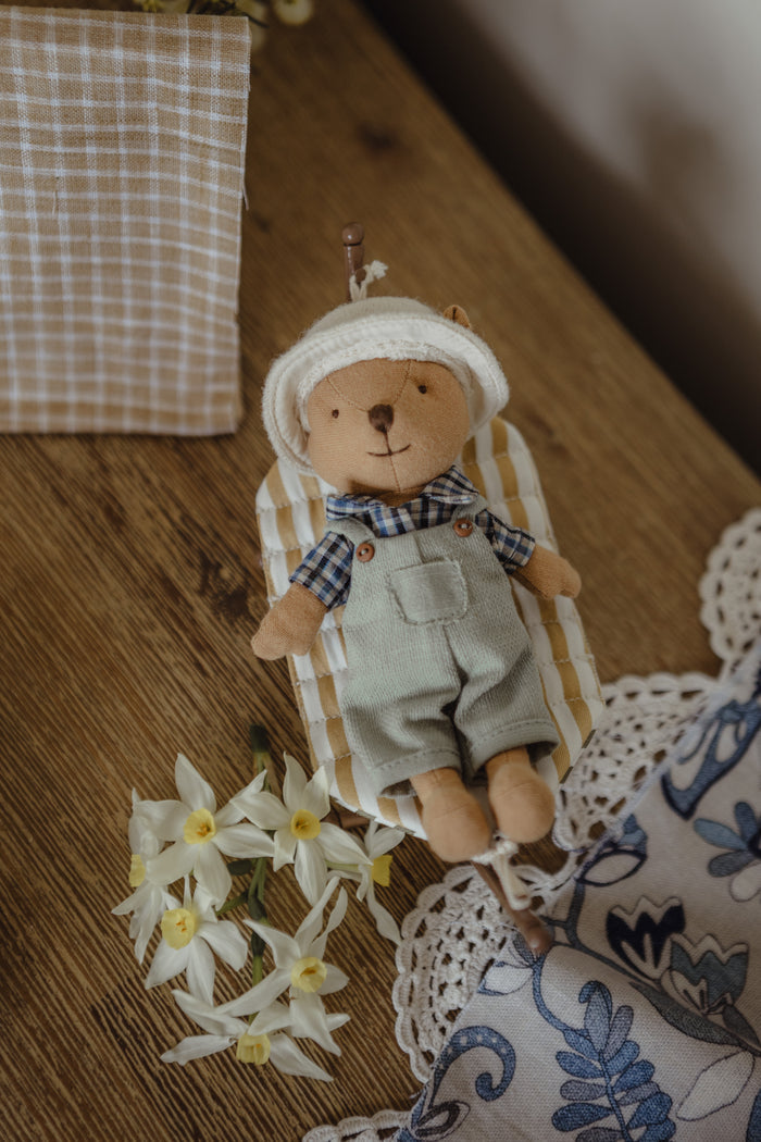 Rugaroo Wombat Wazza The Cockie (Farmer) Wombat Doll: NEW ARRIVAL