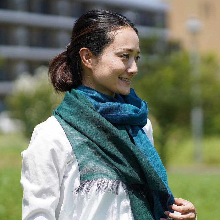 [SCARF] STALL KASANE PEACOCK COLOR (PEACOCK ÁECHROME GREEN) | GUNNAI TEXTILES| FUJI SAKURA