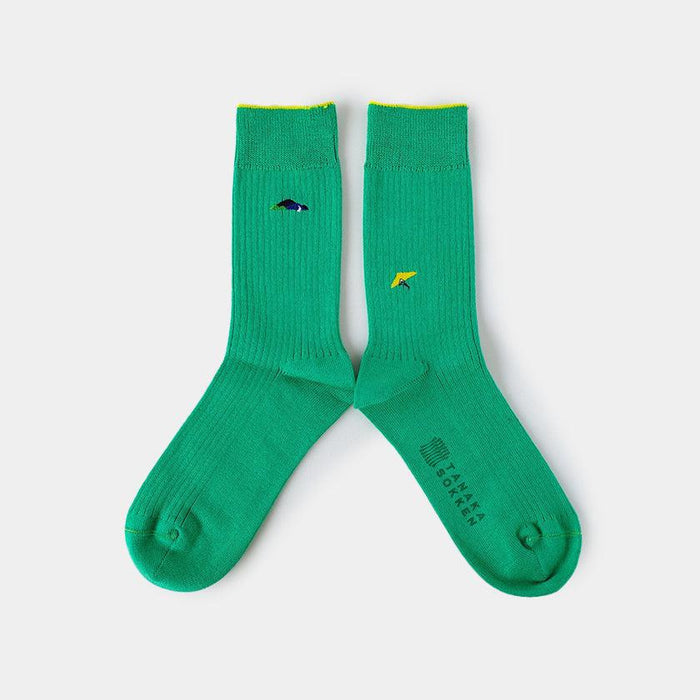 GREEN