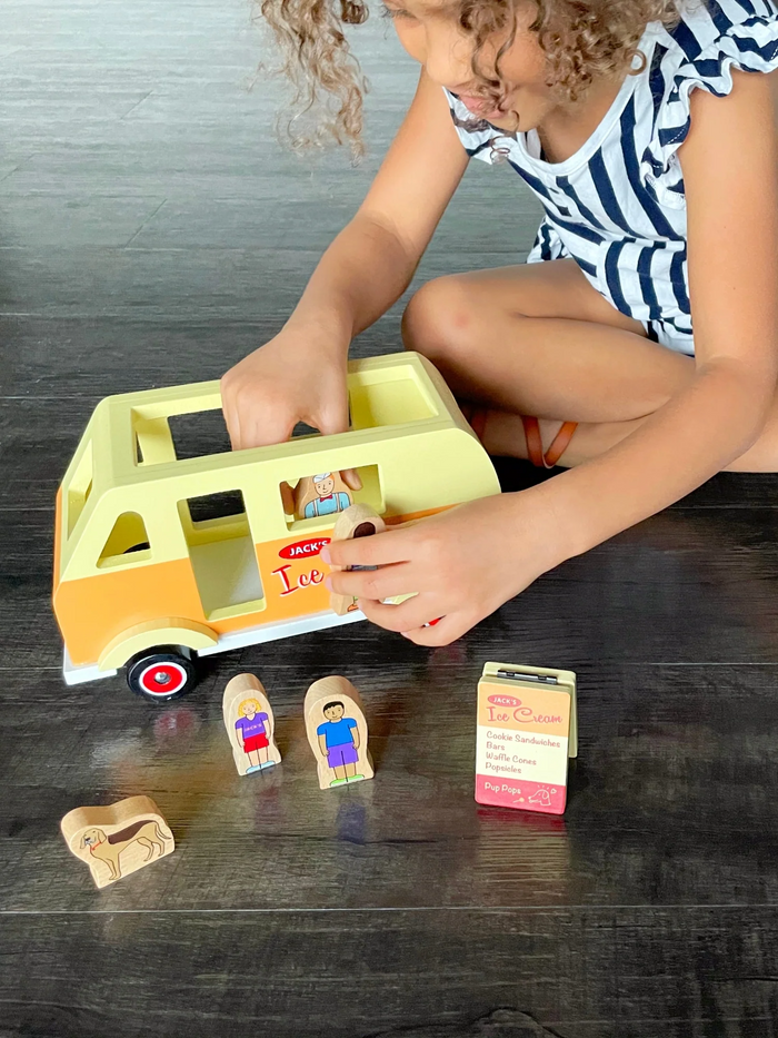 Sweet Treat Ice Cream Truck Magnetic