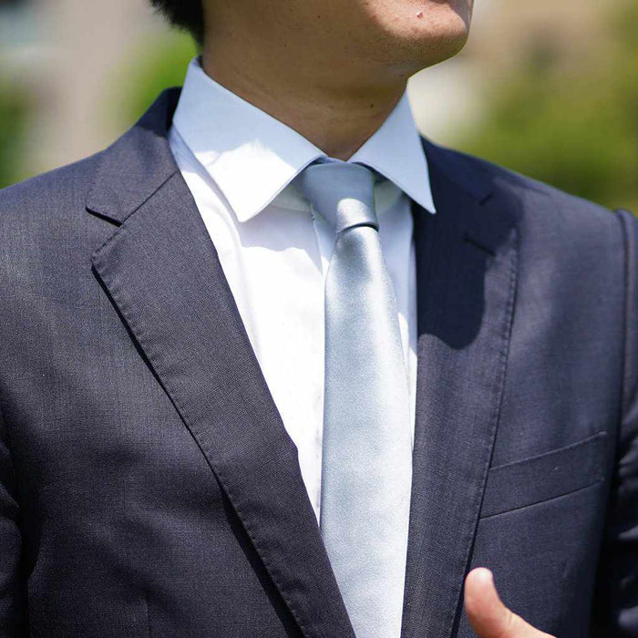 [TIE] SILVER MIYAVI 33 MOMME SILK SATIN | GUNNAI TEXTILES| FUJI SAKURA