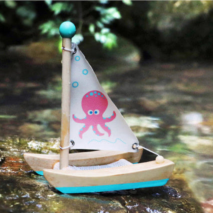 Water Toy Catamaran Boat Octopus: LAST CHANCE