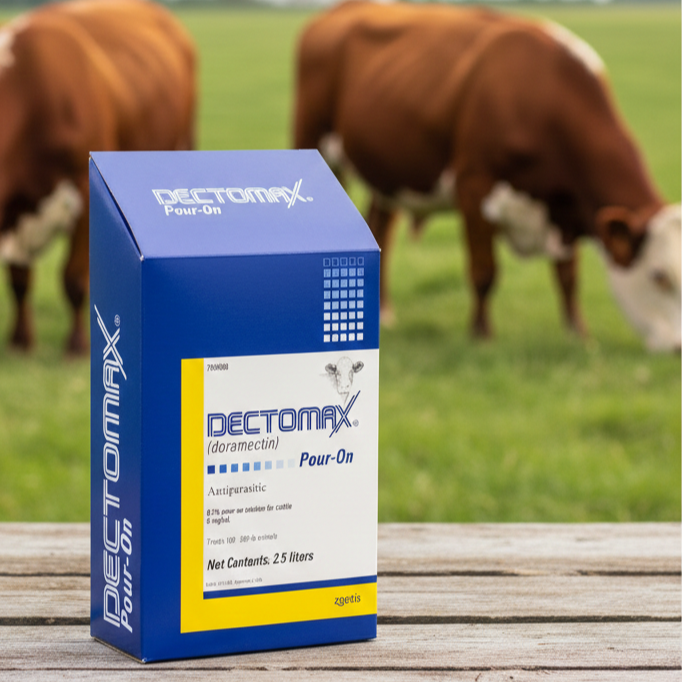 Zoetis Dectomax Cattle Pour-On Dewormer 2.5 Liter Doramectin Controls 33 Parasites